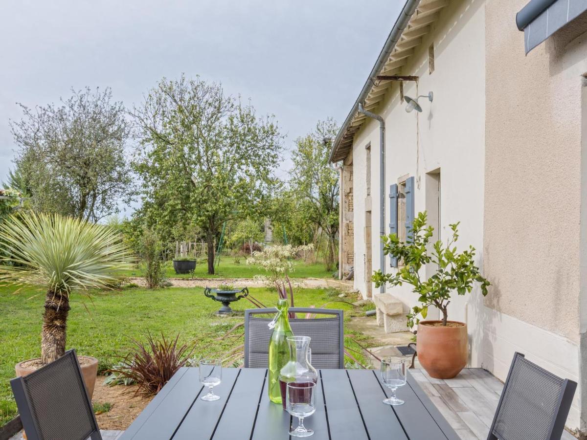 La Marceline Gite Confort Et Nature Chef-Boutonne Exteriör bild